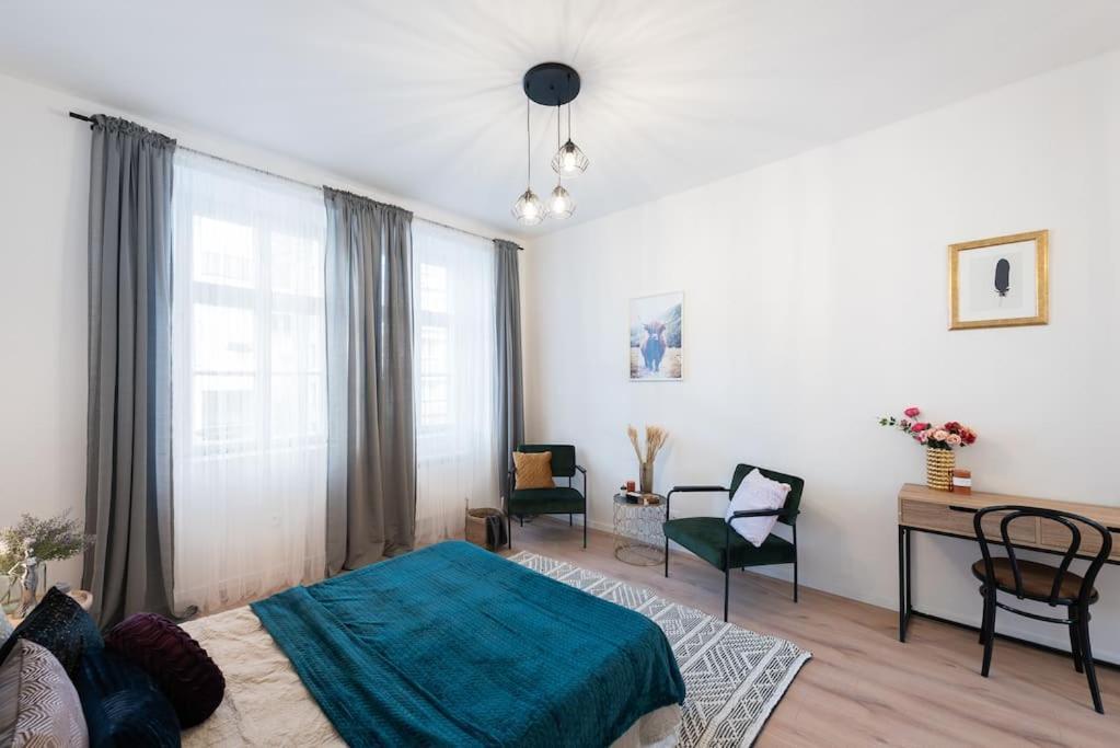 Sweet Cozy Apartment Prague Close To Mala Strana Екстериор снимка